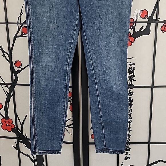 Free People Size 28 Skinny Jeans. - Picture 3 of 8